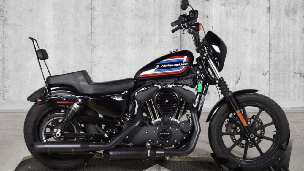 Dünyanın En Hızlı Motorları: 20 Harika Model - Harley-Davidson Iron 1200